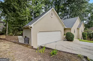 311 Clubhouse Ct NW, Kennesaw, GA 30144 - Photo 13