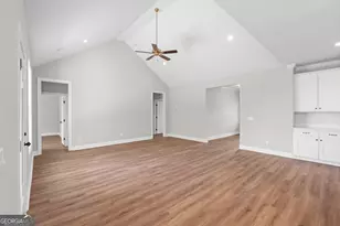 9 Honeysuckle Dr, Claxton, GA 30417 - Photo 5