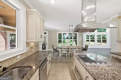 357 Birchwood Drive, Clarkesville, GA 30523 - Photo 27