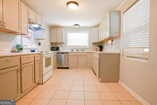 610 Poplar St, Waycross, GA 31501 - Photo 11
