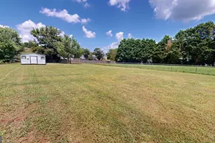 2124 Broad St, Statham, GA 30666 - Photo 25
