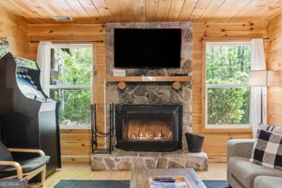 325 Blue Creek Cove, Cleveland, GA 30528 - Photo 7