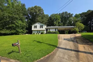 912 SE Curry Circle, Conyers, GA 30094 - Photo 1