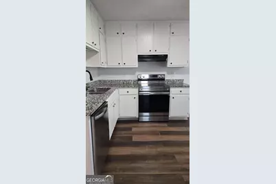 912 SE Curry Circle, Conyers, GA 30094 - Photo 3