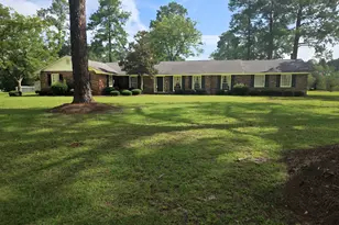 400 W Willow Lake Dr, Metter, GA 30439 - Photo 1