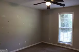 202 Foxdale Ct, Lagrange, GA 30240 - Photo 17