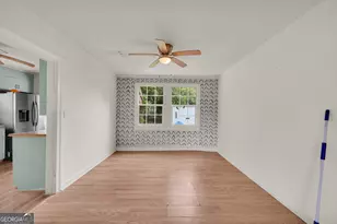 221 Edwards St, Elberton, GA 30635 - Photo 9