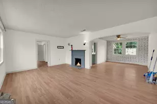221 Edwards St, Elberton, GA 30635 - Photo 5