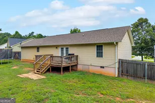 423 North Point Cir, Hartwell, GA 30643 - Photo 7
