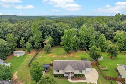 423 N Point Circle, Hartwell, GA 30643 - Photo 11