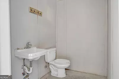 131 S Jackson Street, Hawkinsville, GA 31036 - Photo 17