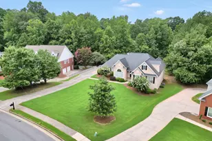 825 Deerwood Dr, Stockbridge, GA 30281 - Photo 9
