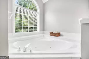 825 Deerwood Dr, Stockbridge, GA 30281 - Photo 43