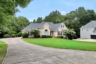 825 Deerwood Dr, Stockbridge, GA 30281 - Photo 3