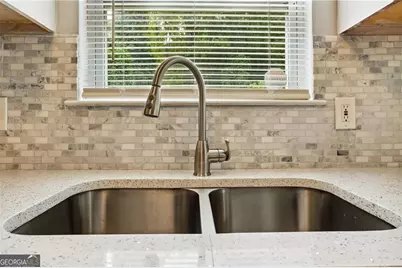 1051 Ada Avenue NW, Atlanta, GA 30318 - Photo 15