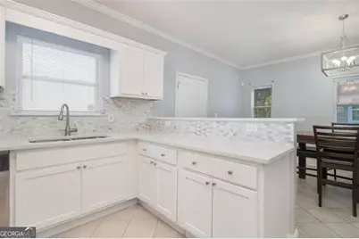 1051 Ada Avenue NW, Atlanta, GA 30318 - Photo 9