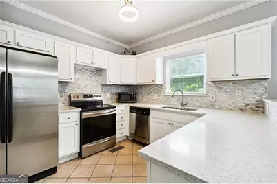 1051 Ada Avenue NW, Atlanta, GA 30318 - Photo 13