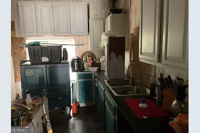 334 Atlanta Street, Barnesville, GA 30204 - Photo 5