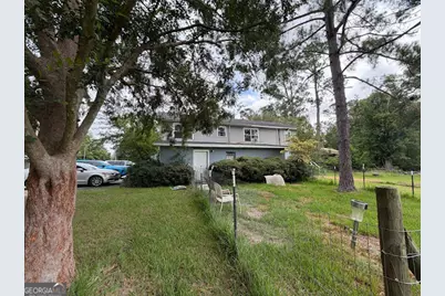 305 Holmesville Avenue, Baxley, GA 31513 - Photo 3