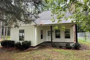 1331 Center Hill School Rd, Union Point, GA 30669 - Photo 1