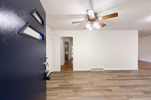 210 Pinewood Ln, Stockbridge, GA 30281 - Photo 7