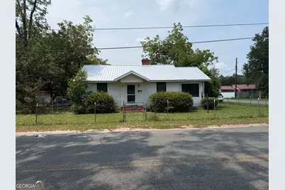 1302 Elizabeth Street, Waycross, GA 31503 - Photo 1