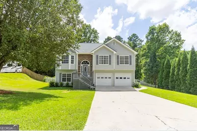 3880 Byrnwycke Drive, Buford, GA 30519 - Photo 1