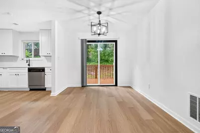 3292 Mixon Way, Stone Mountain, GA 30087 - Photo 7