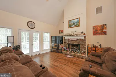 38 Vaux Way, Newnan, GA 30263 - Photo 17