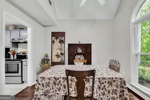 1060 Sharon Pl, Watkinsville, GA 30677 - Photo 5
