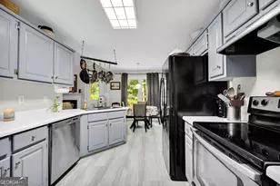 1060 Sharon Pl, Watkinsville, GA 30677 - Photo 11
