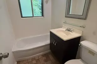 480 Evergreen Dr, Forest Park, GA 30297 - Photo 5