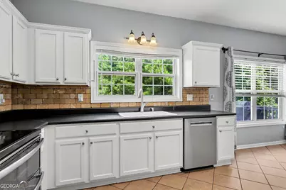 1128 Bankside Court, Buford, GA 30518 - Photo 9