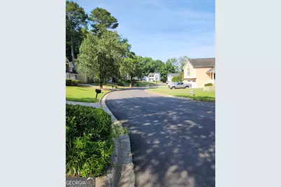 7155 Lone Oak Trace, Lithonia, GA 30058 - Photo 5
