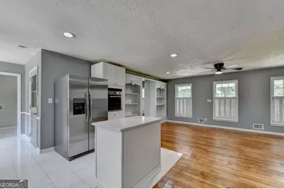 4875 Five Forks Trickum Road SW, Lilburn, GA 30047 - Photo 17