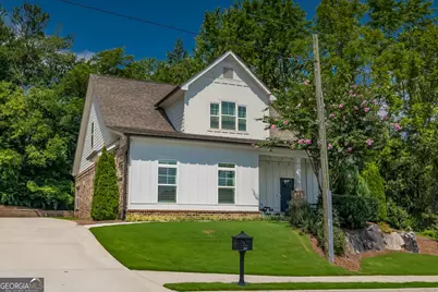 389 N Perry Street, Lawrenceville, GA 30046 - Photo 1