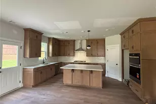 4885 Rosarian Dr, Cumming, GA 30040 - Photo 5
