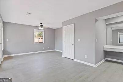 836 Lake Hollow Boulevard SW, Marietta, GA 30064 - Photo 11