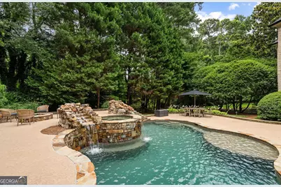 305 Forrest Lake Drive, Sandy Springs, GA 30327 - Photo 55