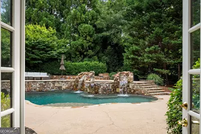 305 Forrest Lake Drive, Sandy Springs, GA 30327 - Photo 7