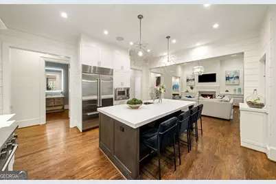 305 Forrest Lake Drive, Sandy Springs, GA 30327 - Photo 17