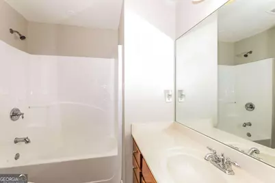 5521 Village Trace, Union City, GA 30291 - Photo 13