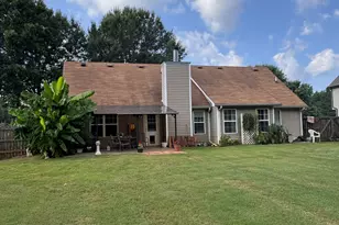 30 Oakbrook Ln, Covington, GA 30016 - Photo 3