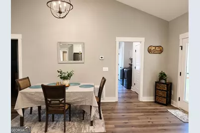 521 Borders, Commerce, GA 30530 - Photo 11