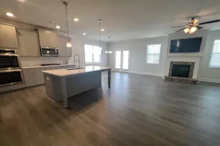 7214 Whitewater Dr, Flowery Branch, GA 30542 - Photo 5