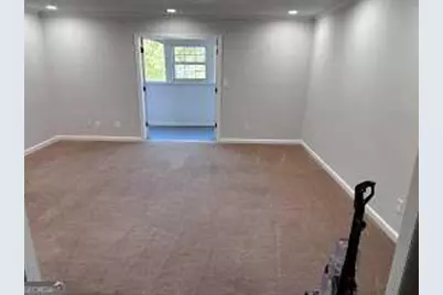 184 Rue Fontaine, Lithonia, GA 30038 - Photo 9