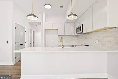 302 Lorch Street #204, Savannah, GA 31401 - Photo 5