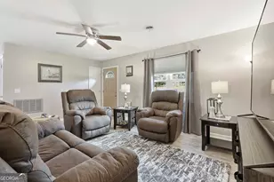 168 Glover Cir, Newnan, GA 30263 - Photo 13