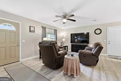 168 Glover Circle, Newnan, GA 30263 - Photo 11