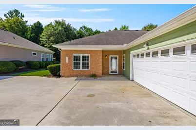 1502 Commonwealth Circle, Newnan, GA 30263 - Photo 3